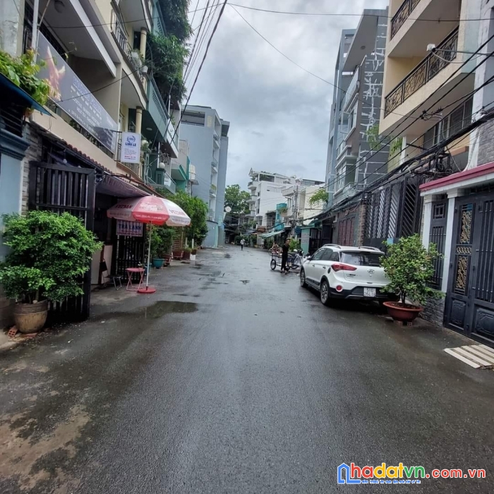Mặt tien hẻm cực đẹp gần ubnn phường - âu dương lân p2q8