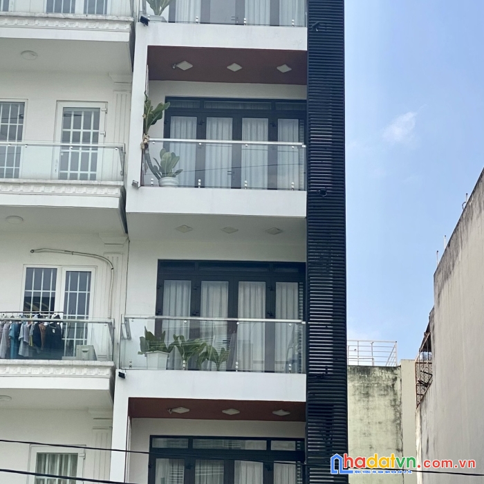 Nhà mặt tiền 5 tầng mới cứng kinh doanh đỉnh