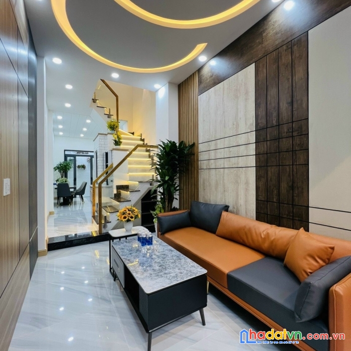 Nội thất đẹp, nguyễn đình chính, 3.2 x 14m, 3 lầu, 4pn, phú nhuận, dt 44m², giá 5.8 tỷ