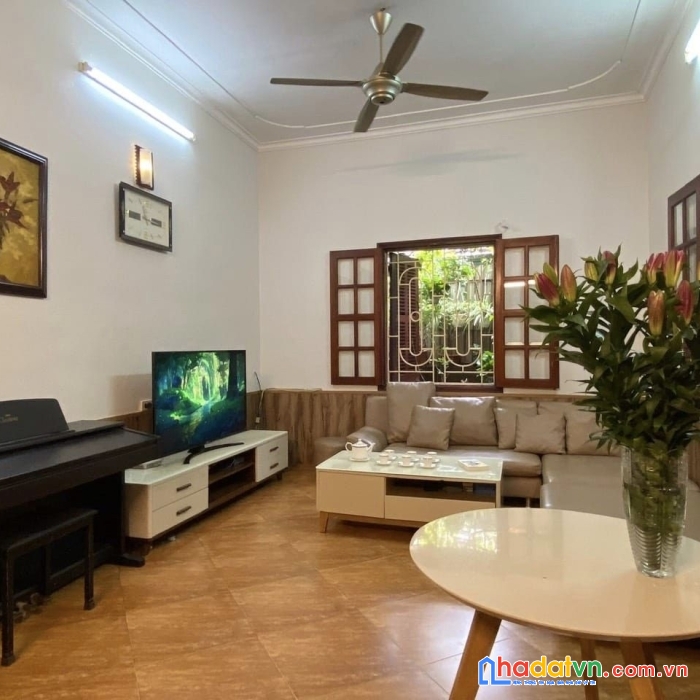 Nhà đẹp phố đội cấn, ba đình, 53m2 x 4 tầng, giá nhỉnh 5 tỷ