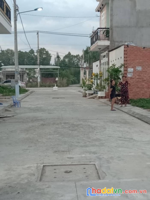 Mảnh đất cực đẹp tiện xây biệt thự hoặc phân lô - ngang rộng 15m tổng 204m2 giá chào chỉ 39tr/m2