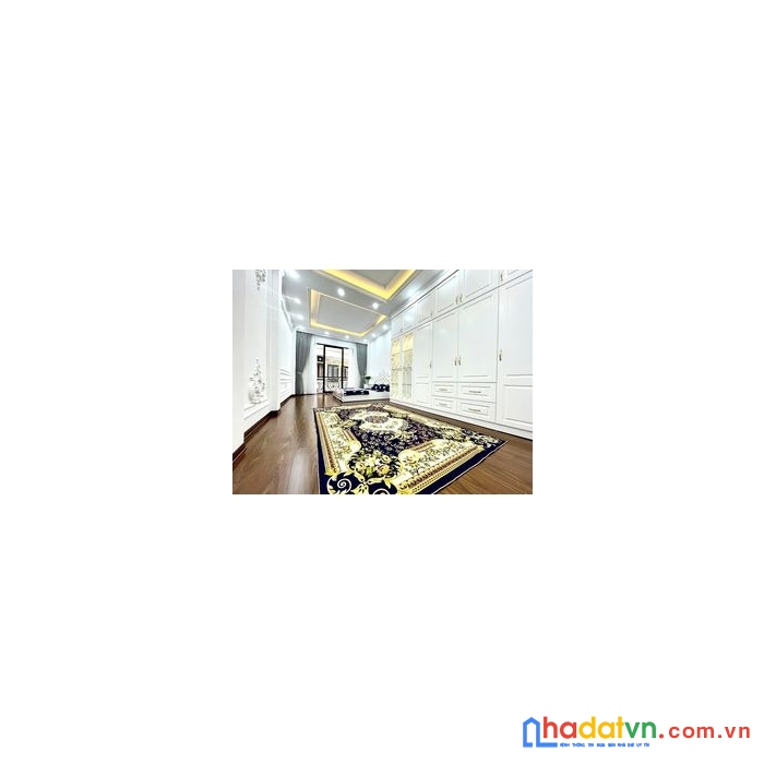 Bán nhà riêng 6txmt5m thang máy lô góc ngõ 181 xuân thuỷ cầu giấy chỉ 5.05 tỷ
