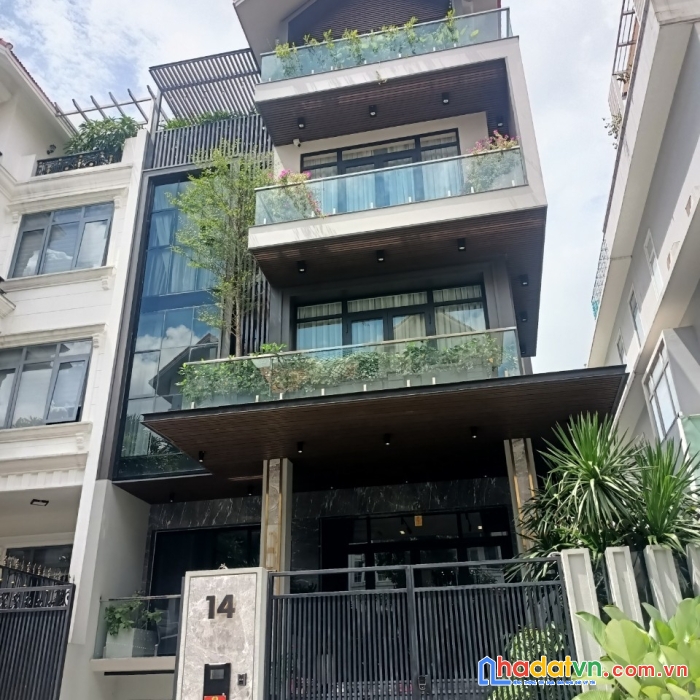 Nhà đúc hxh đường số 59,p.14 gò vấp, 104m2 (5.2x20),5 tầng chỉ 8.9 tỷ