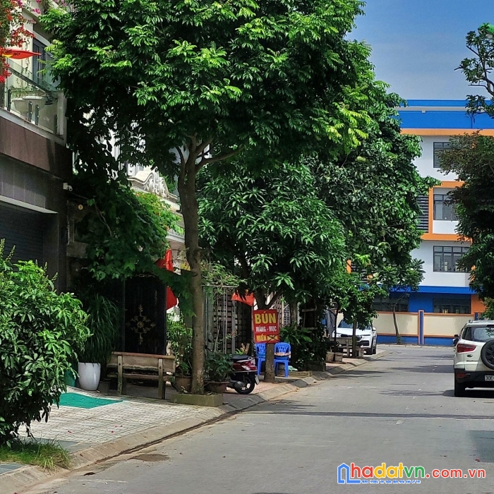 Bán gấp đất kđt việt hưng,80m,mt5m,vỉa hè 5m,đường đôi cực đẹp.