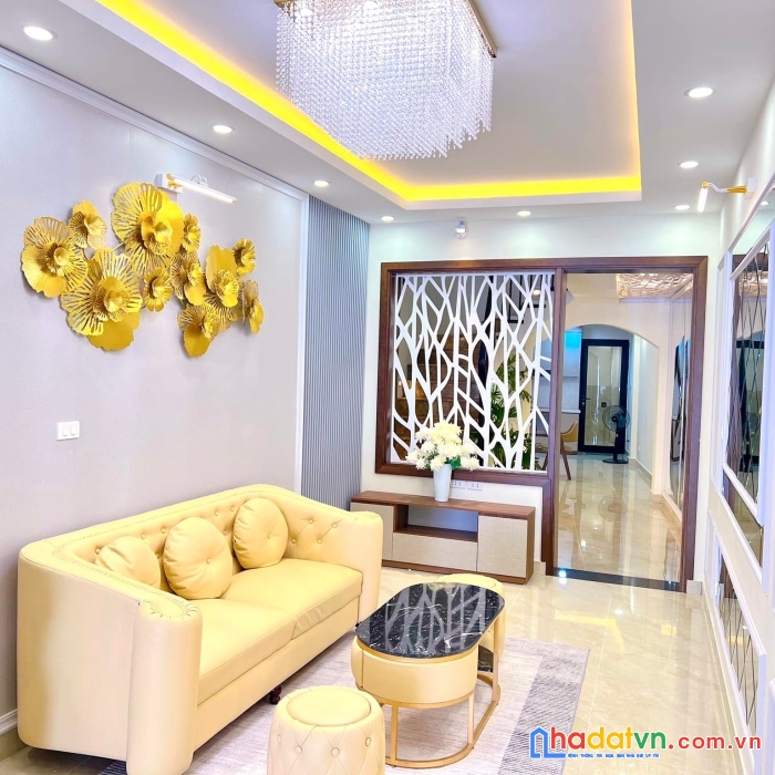 Nhà đẹp ở luôn minh khai, hai bà trưng 78mx4pn, ô tô, kd giá 7.35 tỷ. lh0366051369