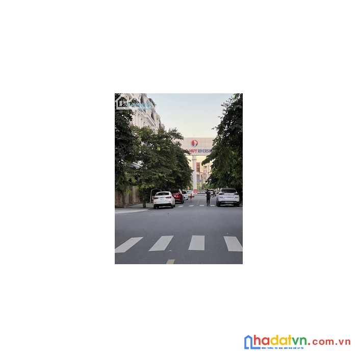 Cần bán căn nhà chính chủ tại địa chỉ: khu hoàng huy riverside, phường thượng lý, quận hồng bàng,