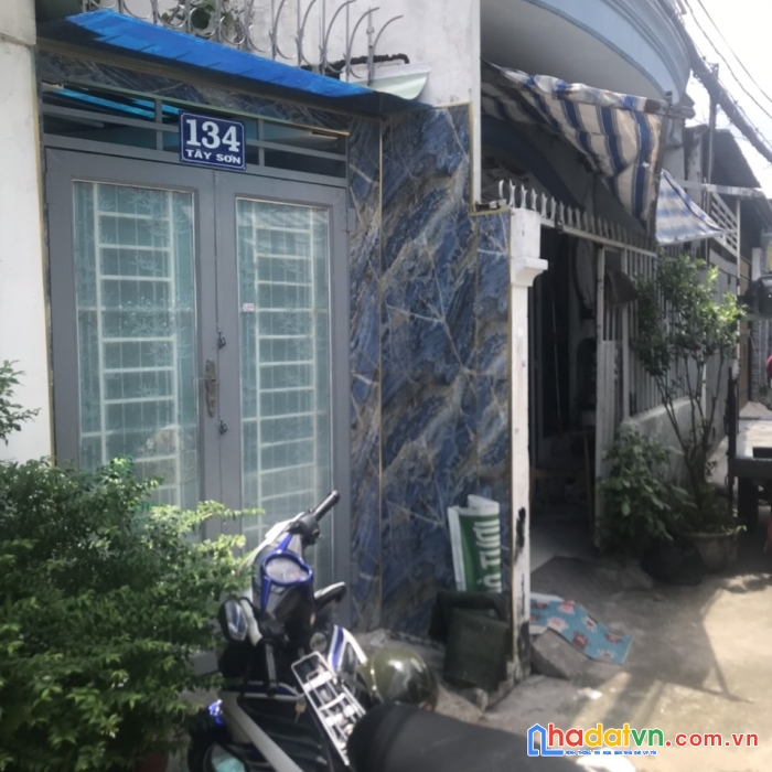 Bán nhanh căn nhà đẹp - giá tốt- tại quận tân phú, tphcm