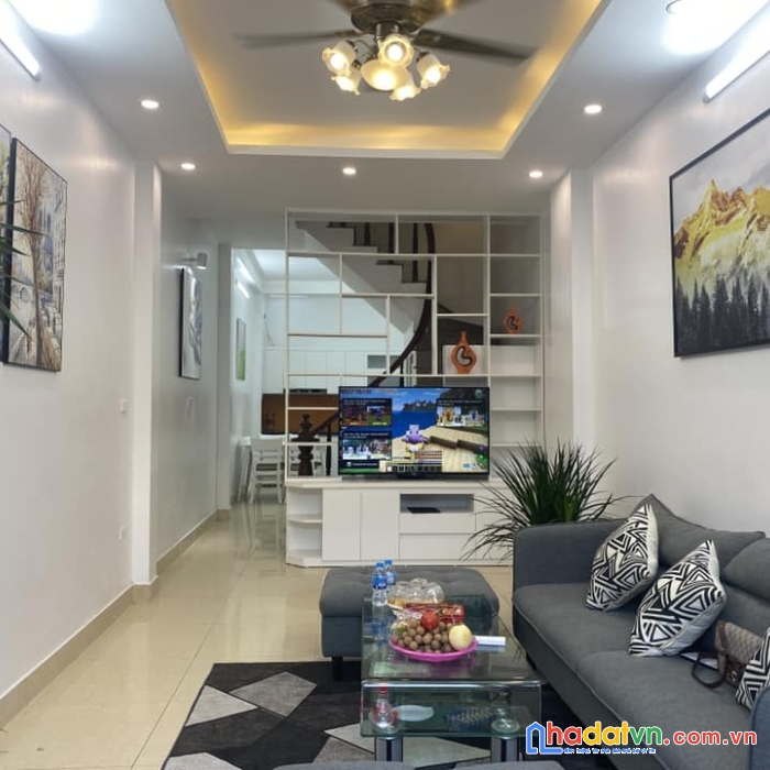 Bán nhà riêng đường lĩnh nam, hoàng mai, 45m2 giá 3.5 tỷ