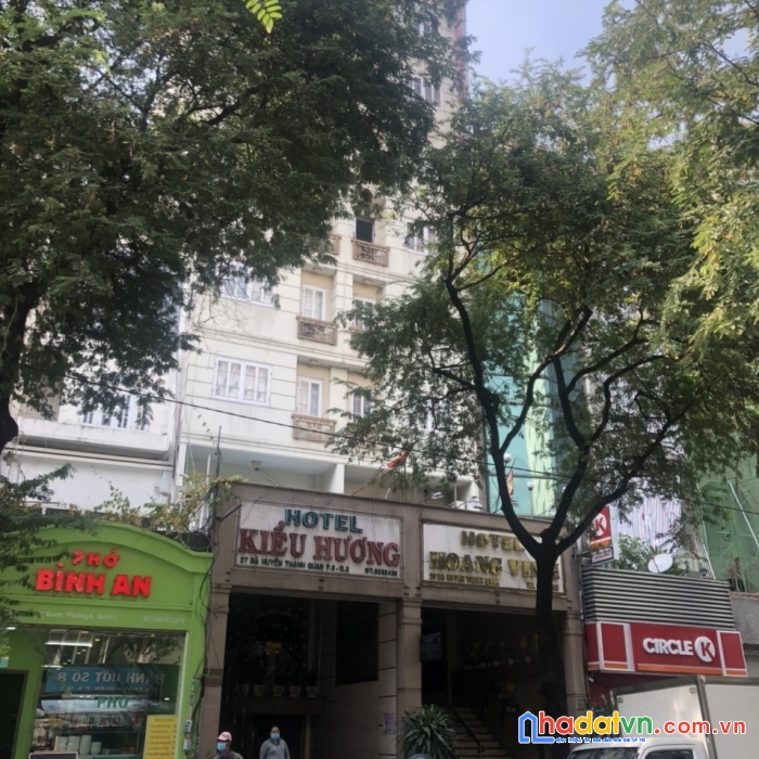 Mt bà huyện thanh quan,  p.6 ,quận 3, trệt 10 tầng, 62 phòng
