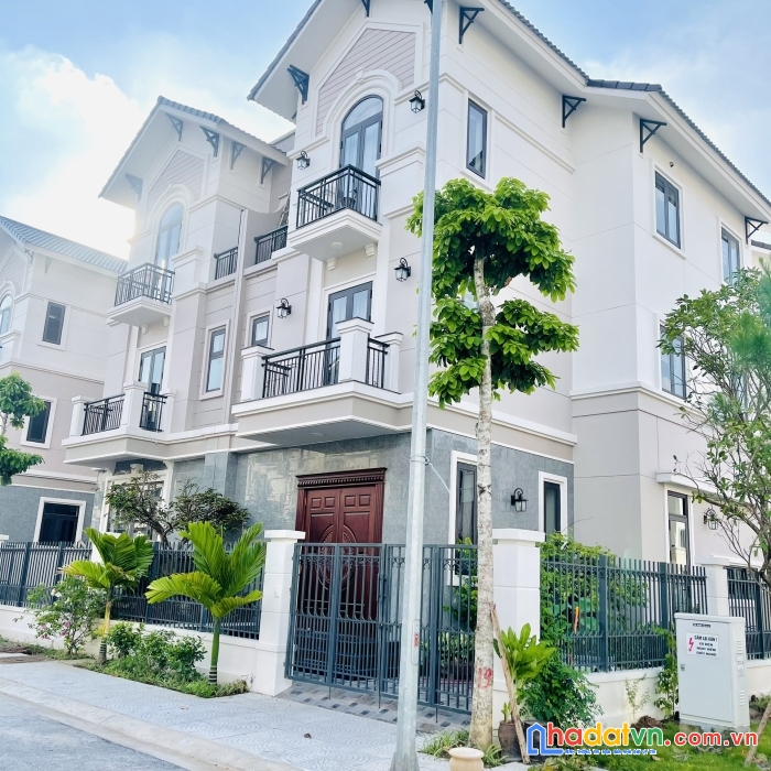 Chính chủ gửi bán biệt thự căn góc vườn hoa đẳng cấp chỉ 60tr/m2 tại thành phố ts