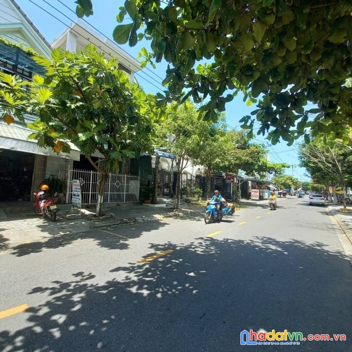 Bán gấp mt nguyễn trung trực 396m2 dtxd 3 tầng giá rẻ 13.7 tỷ sơn trà 0935808739