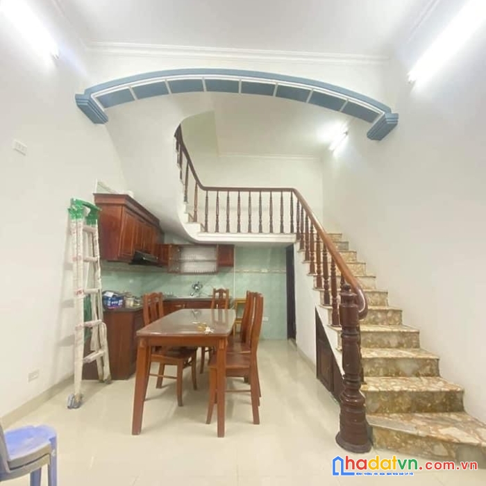 Cực hiếm – mặt ngõ hoàng văn thái – ô tô tránh – kinh doanh sầm uất – nhỉnh 3 tỷ lh 0975124520