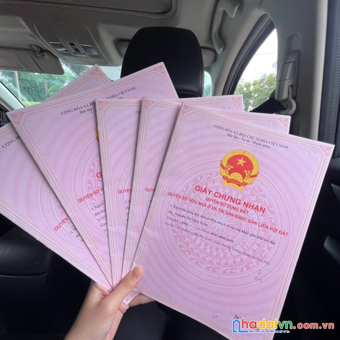 Đất nền thổ cư ở thành phố đồng xoài, sổ hồng riêng có sẵn. công chứng thành công mới thanh toán