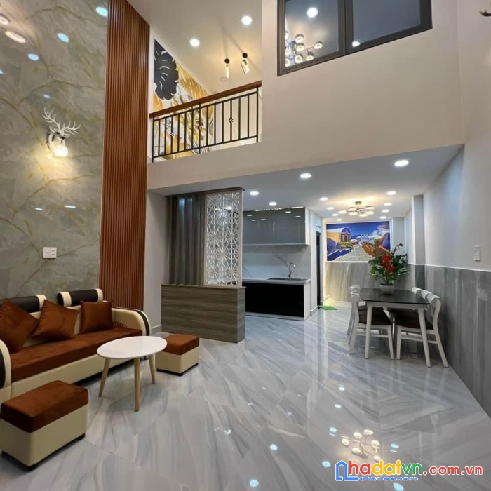 Bán nhà cmt8-tân bình-55m2-5x11m-ô tô đỗ cổng-sát chợ tân bình-6.7 tỷ tl