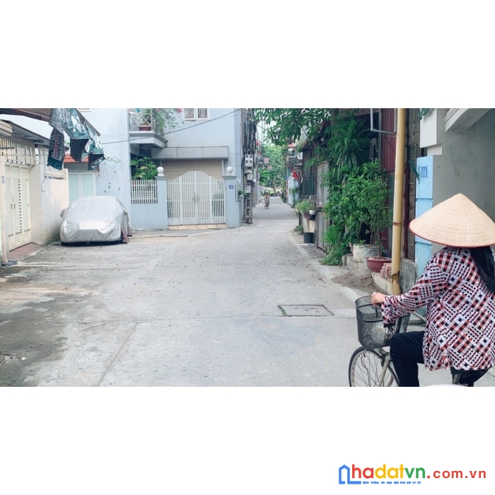 Bán đất thạch bàn, ô tô đỗ cổng, 35m2 chỉ 2,4 tỷ