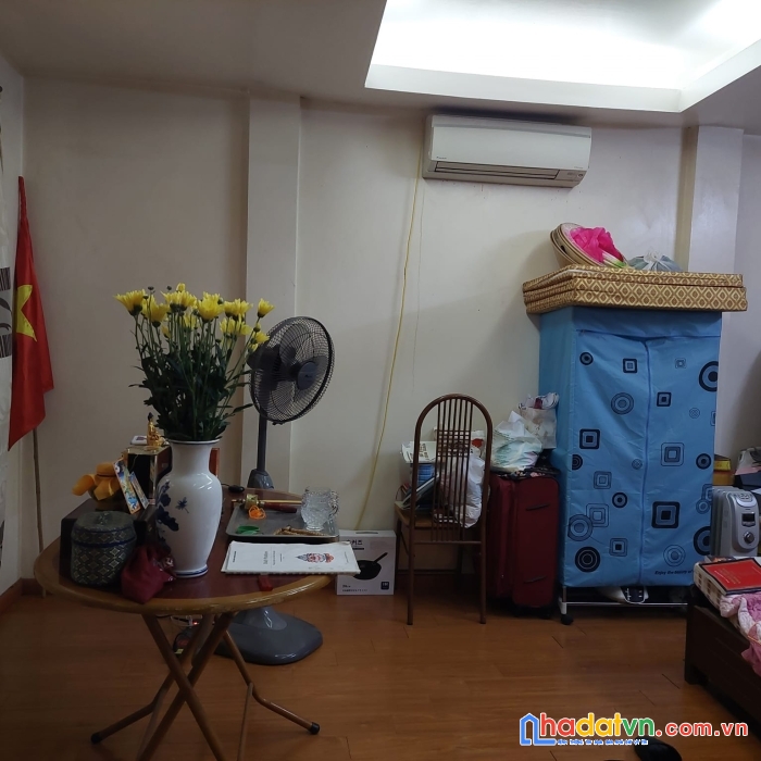 Cần bán nhà tập thể trần phú,ba đình ,lô góc ,đường ô tô,tiện ích xung quanh,giá chỉ 4,7 tỷ.