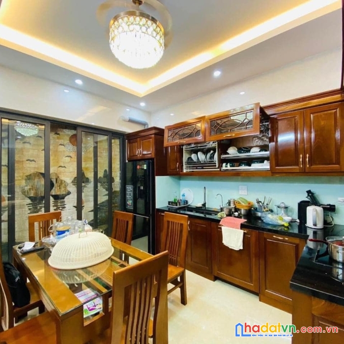 Bán nhà nam từ liêm 4 tầng x 42m2, mt 4m, nhiều cây xanh, nhỉnh 2.7 tỷ.