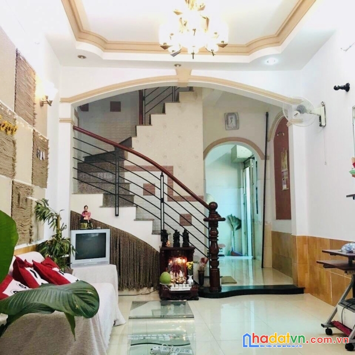 Mt cô bắc 48m2 – ngang 4.2m 4 tầng 5pn nhỉnh 9 tỷ