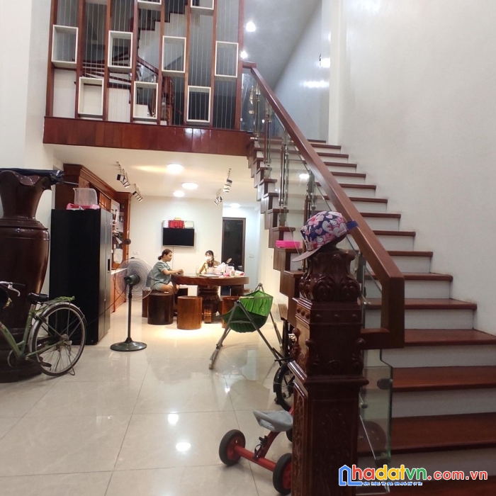 Bán nhà nội thất lim, cực kỳ đẳng cấp nguyễn bặc 70m2,5 tầng,  5.9 tỷ 