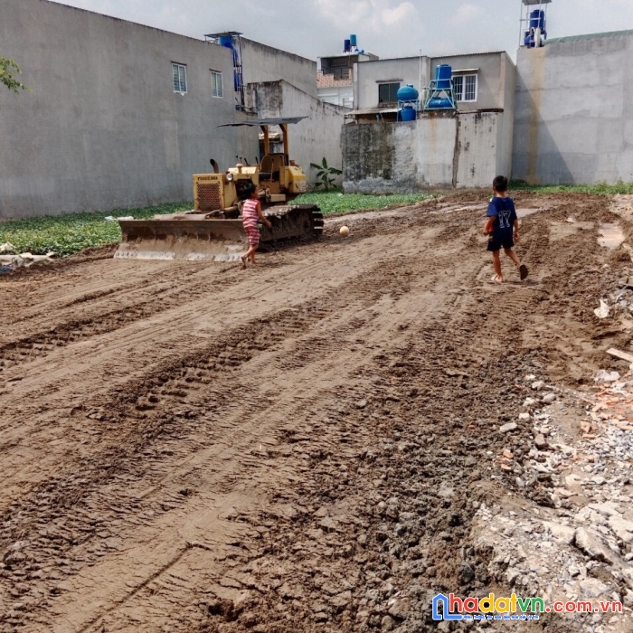 Chính chủ cần bán 2 lô liền kề mặt tiền đường nhựa tám bình