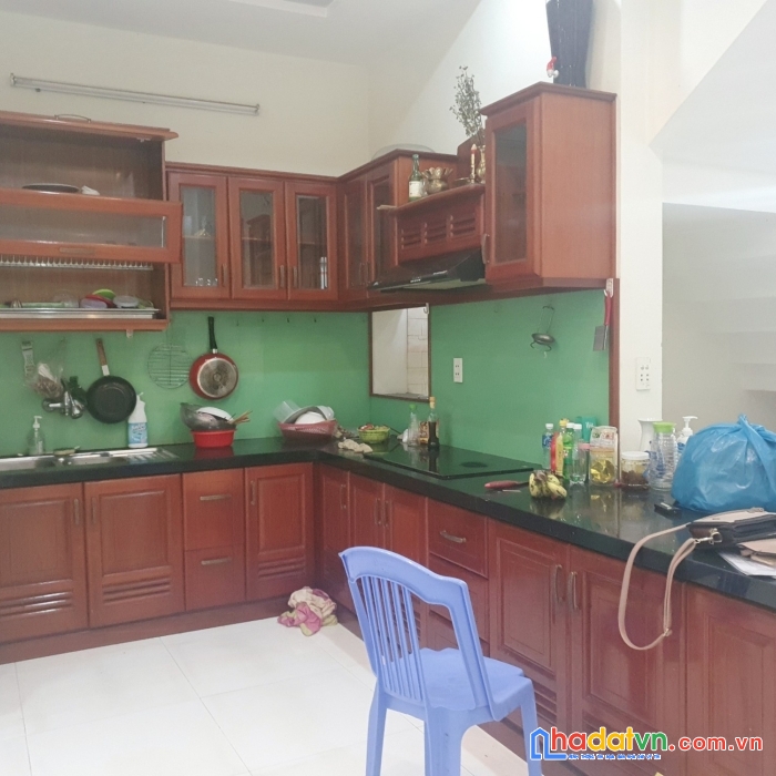 .nhà mt cũ 90m2, ngang 15 tiện xây căn hộ