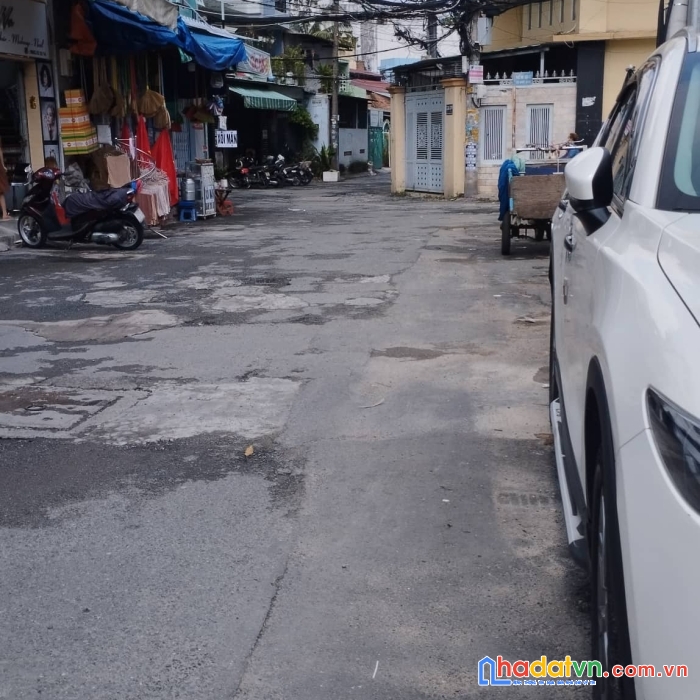 Cần bán vội nhà đường âu cơ 70m2 có 3pn chỉ nhỉnh 4 tỷ