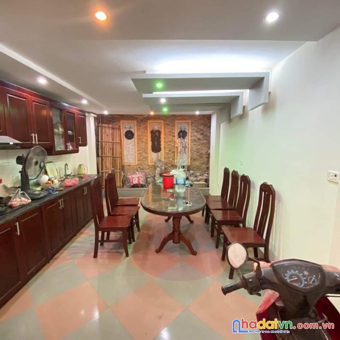 Bán nhà phố nguyễn trãi quận thanh xuân ngõ ô tô tránh kết hợp kinh doanh đỉnh 44m2 - 5.7 tỷ