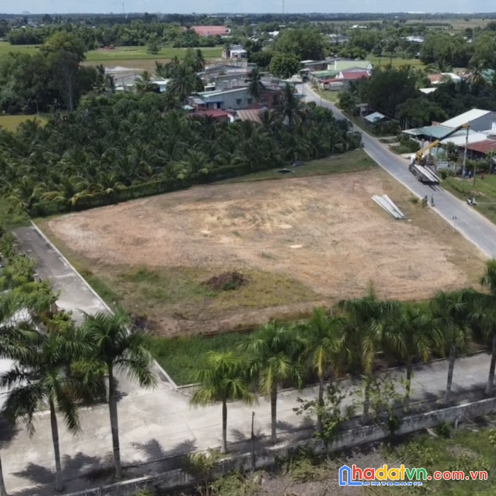 Bán đất tt bến cầu,giá 1,4 ty,500m2 , cách tỉnh lộ 786 300met.