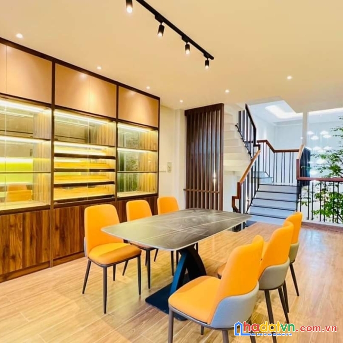 Nhà đẹp phạm văn chiêu gò vấp - 5 tầng 72m2 4,5x16 - hẻm 8m xe hơi vào nhà - tặng full nội thất -