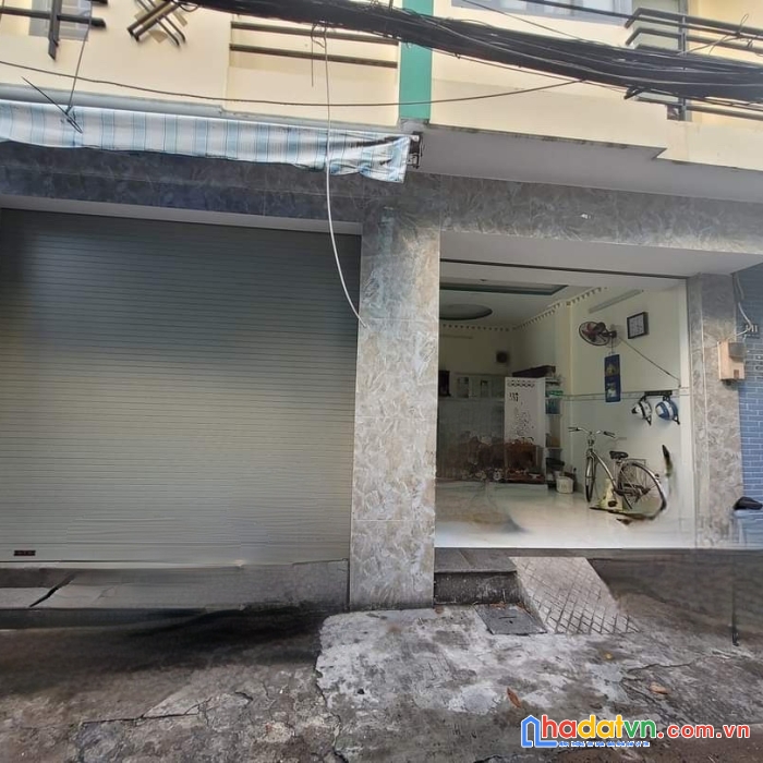 Hương lộ 2 - 3 tầng - gần 100m2 - ô tô ngủ trong nhà.