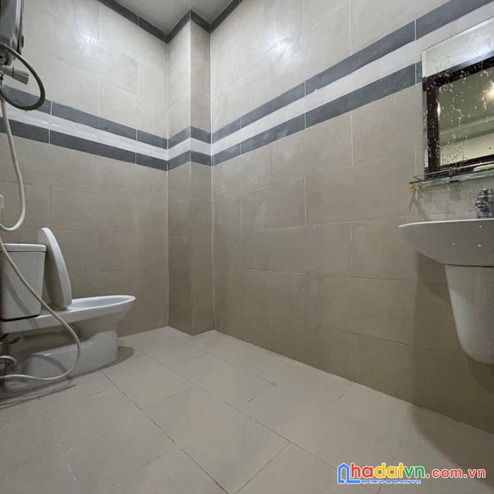 Bán nhà trung tâm 52m2 huỳnh tấn phát quận 7 chỉ 5x tỷ