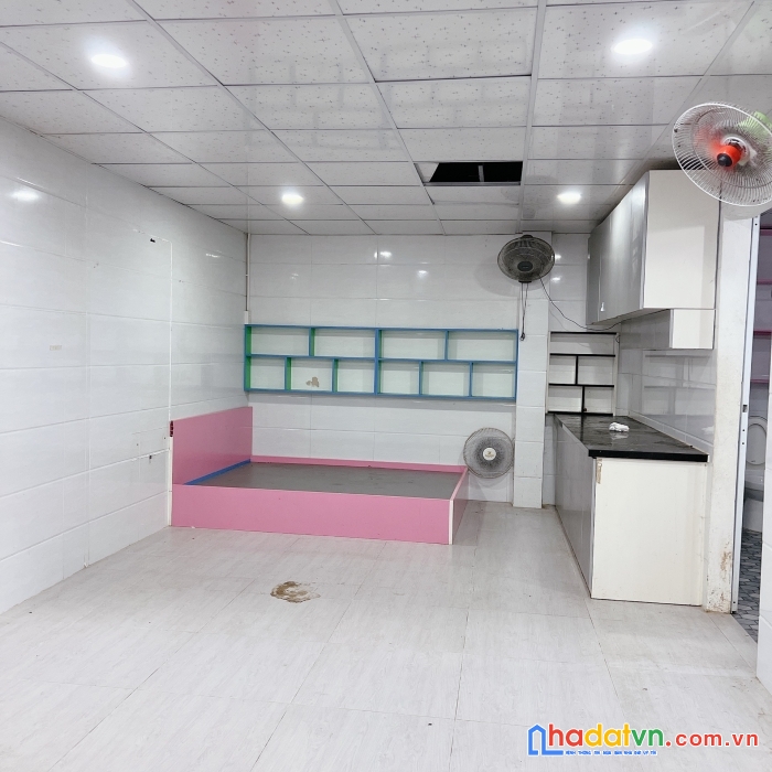 Bán nhà sát bên quận 7 diện tích lớn ngang 5 dài 7 ngay cầu kênh tẻ chỉ 1 tỷ 850 triệu