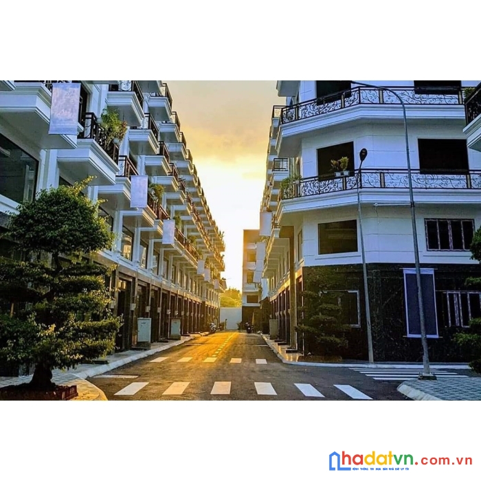 Nhận nhà ở ngay, nhà phố compound ngay chợ thạnh xuân, ngân hàng hỗ trợ vay