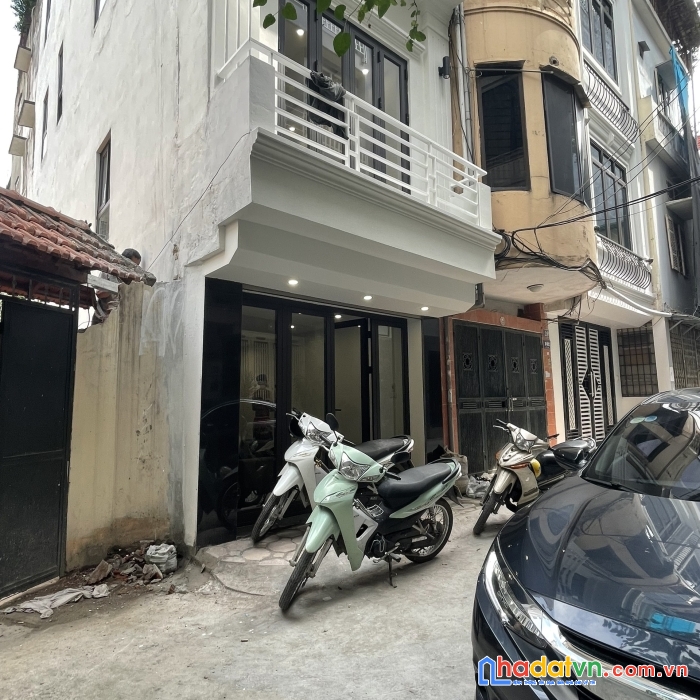 Chính chủ nhà cần bán nhà thái hà oto vào nhà