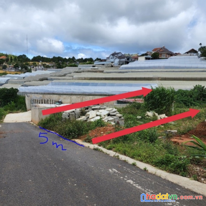 Cần bán gấp đất đường lâm văn thạnh, đà lạt 100m2 giá 2.2 tỷ