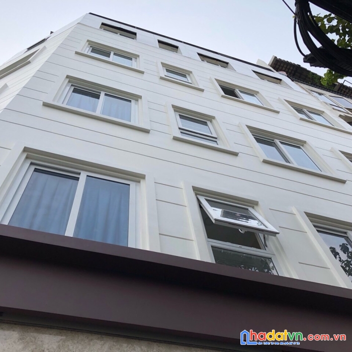 Mt 189b/a30 cống quỳnh,p nguyễn cư trinh ,q1, 10x15m, hầm 5 lầu, khai thác 250tr/tháng