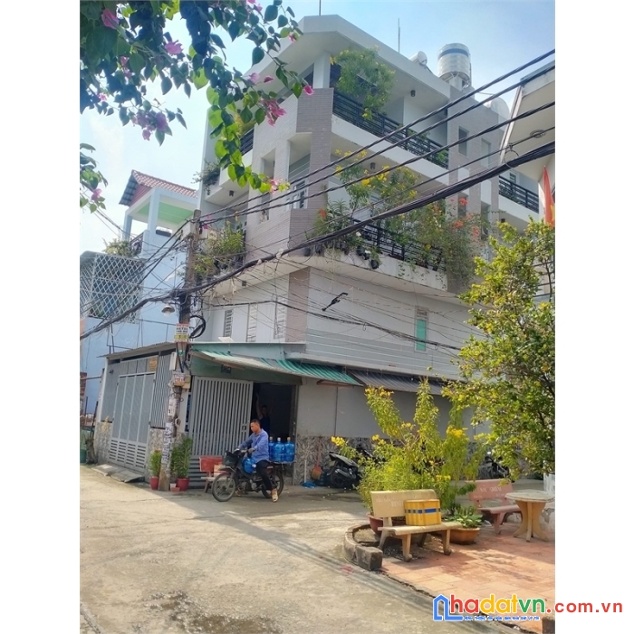 Bán nhà 3 tầng hẻm xe hơi tránh nhau, phạm đăng giảng ngay ql1a, giá chỉ 4ty950