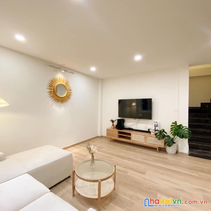 Nhà bán cô bắc 4 tầng 4pn 4.5x10m c1 hxh giá 6,48 tỷ