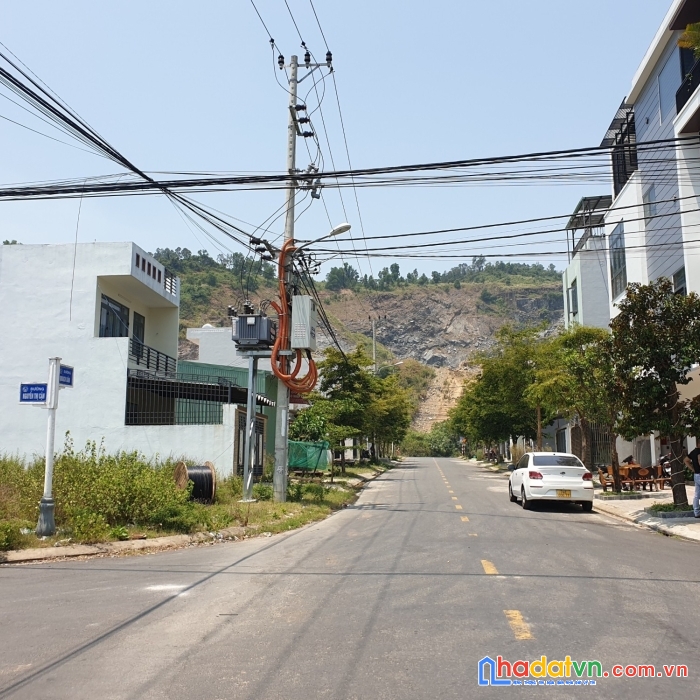 Lô góc hai mặt đường - khu phước lý -  quận cẩm lệ