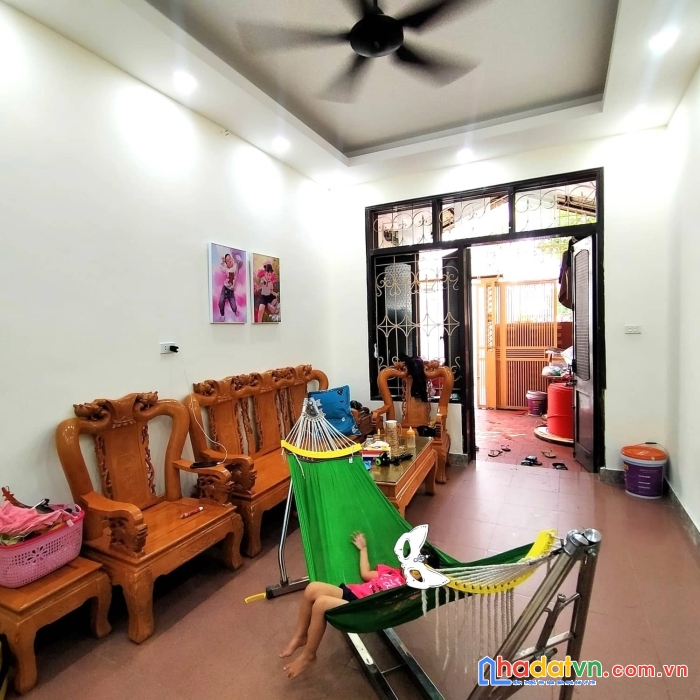 Bán nhà việt hưng, lô góc, dân xây, ô tô vào nhà , view thoáng đẹp, an sinh, 57m2x4m