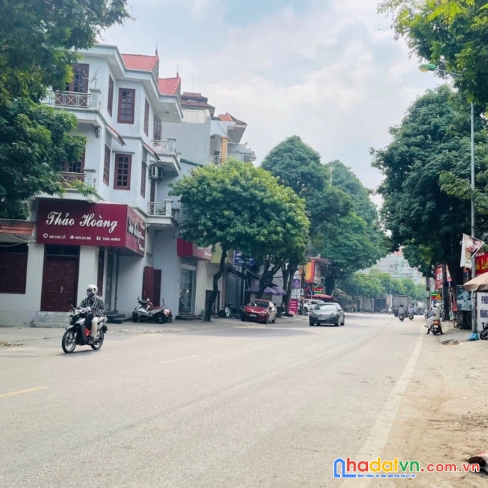 Chính chủ mở bán cực phẩm lô đất xóm thượng- uy nỗ  
-ngõ thông oto chạy tại trung tâm huyện đông
