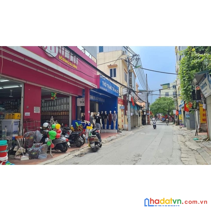 Siêu phẩm nhà mặt phố xuân đỉnh nhưng giá trong ngõ, ô tô đỗ cửa. 110m2, mặt tiền: 8m, giá chỉ