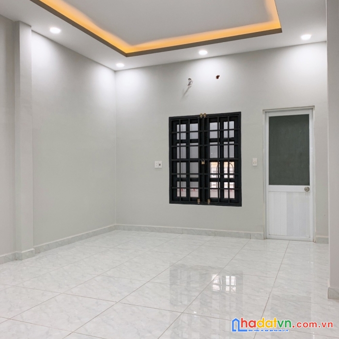 Nhà 2 tầng - hxh - phước long b - nở hậu - sổ hoàn công đủ