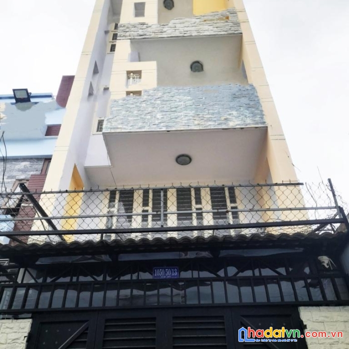 Nhà thật 100%, 52m2, hẻm xe hơi 4m, 5 tầng giá nhỉnh 6 tỷ