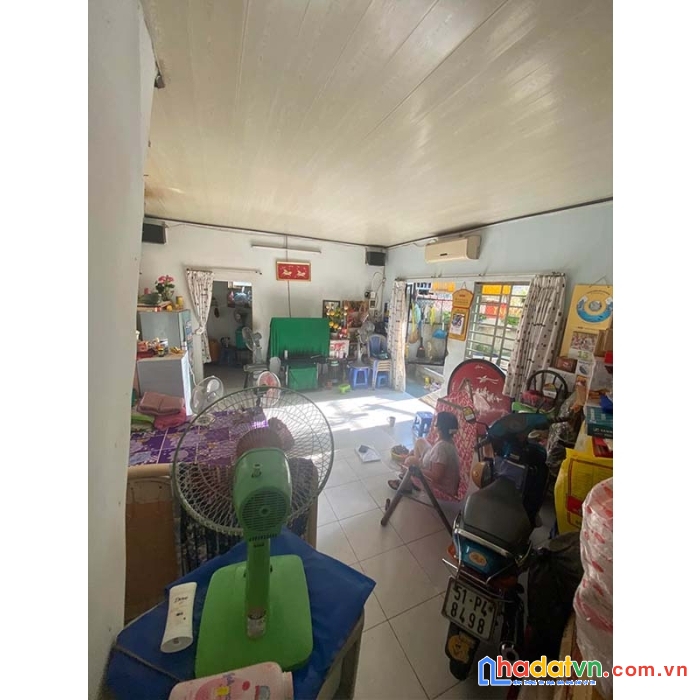 Bán nhà hxh tân sơn nhì thông tứ tung, 2 tầng chỉ nhỉnh 4 tỷ.