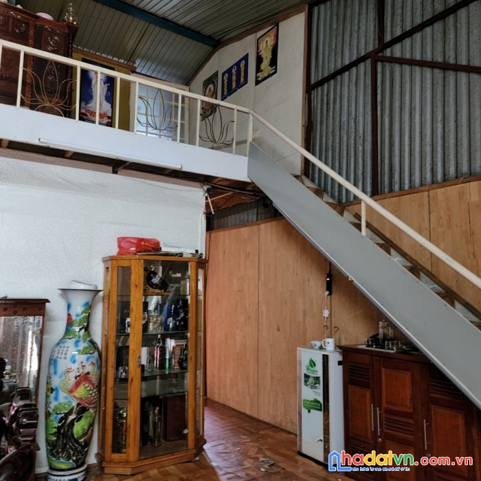 Cần bán gấp nhà giá rẻ 120m2 giá 2.7 tỷ đường trần anh tông, đà lạt