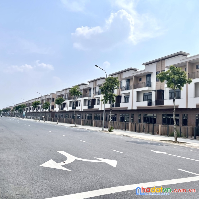Chủ nhà cần bán gấp căn nhà phố siêu xinh khu đô thị vsip bắc ninh giá rẻ nhất thị trường