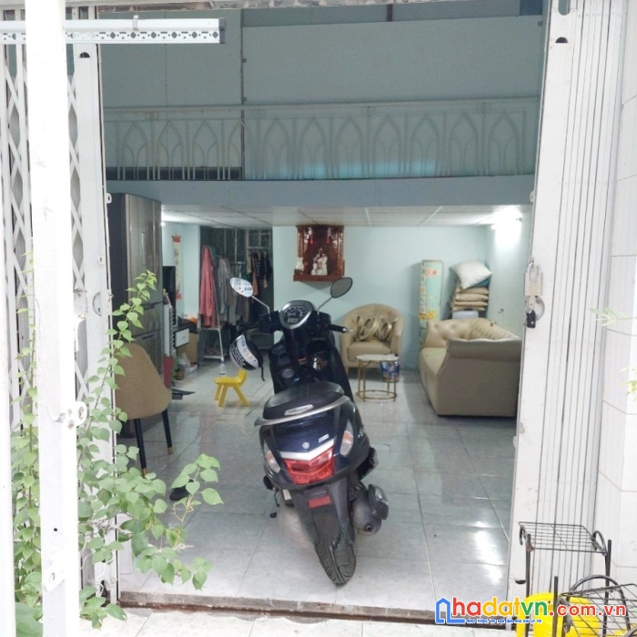 Nhà vị trí đẹp gần mt bông sao 4x10m nở hậu p5 q8 giá 4tỷ5