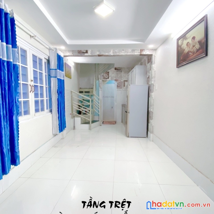 Nhà căn góc 2 mt hẻm hòa hảo p5q10. giá 4,2 tỷ tl