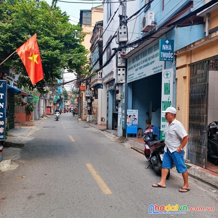 Rẻ quá rẻ mặt phố phố bồ đề long biên kinh doanh siêu đỉnh 5 tầng